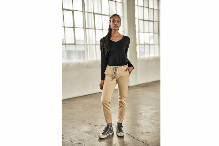 Colored Pants | Freeman T Porter Claudia Felicita Chino Pants Woman, Irish Cream