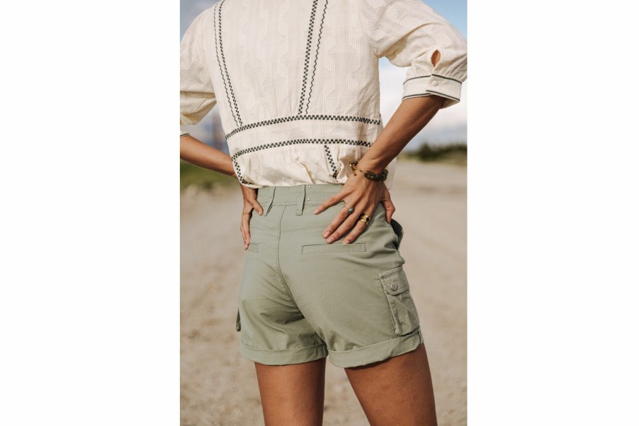 Shorts | Freeman T Porter Alana Calvi Cargo Shorts Woman, Lily Pad