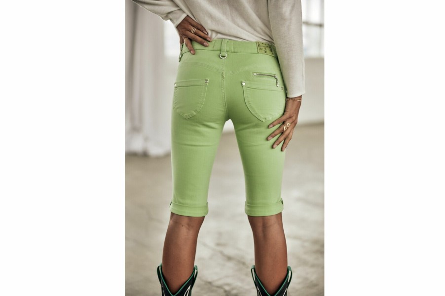 Shorts | Freeman T Porter Belixa New Magic Color Slim-Fit Bermuda Woman, Quiet Green