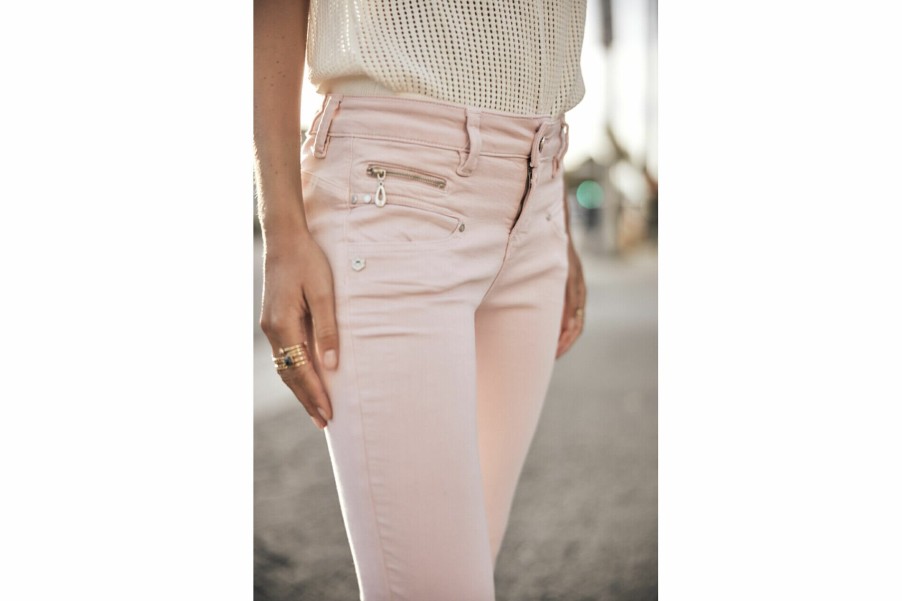 Colored Pants | Freeman T Porter Alexa Cropped New Magic Color Colored Pants Woman, Parfait Pink