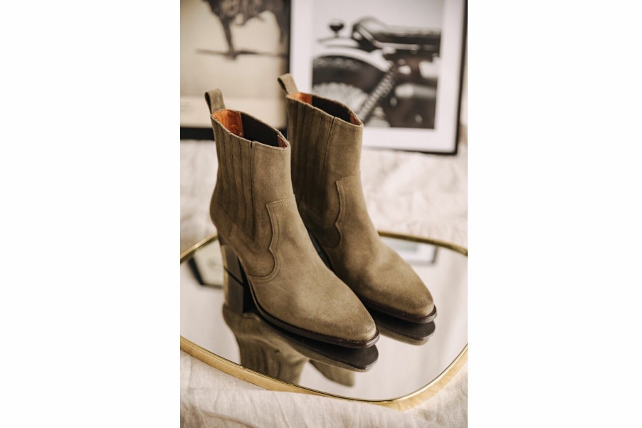 Shoes | Freeman T Porter Teresa Leather Boots Woman, Truffle