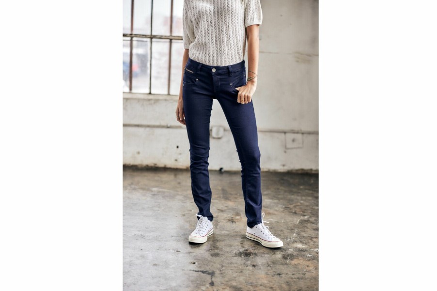 Slim | Freeman T Porter Alexa Slim Slim Jeans Woman, Flora